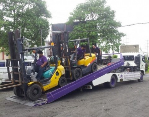 จำหน่ายรถโฟล์คลิฟท์มือสอง จำหน่ายรถโฟล์คลิฟท์มือสอง